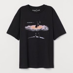 h&m ariana grande sweetener tour printed t-shirt